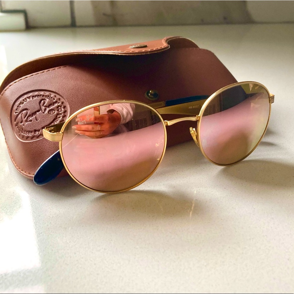 Classic Ray Ban sunglasses
